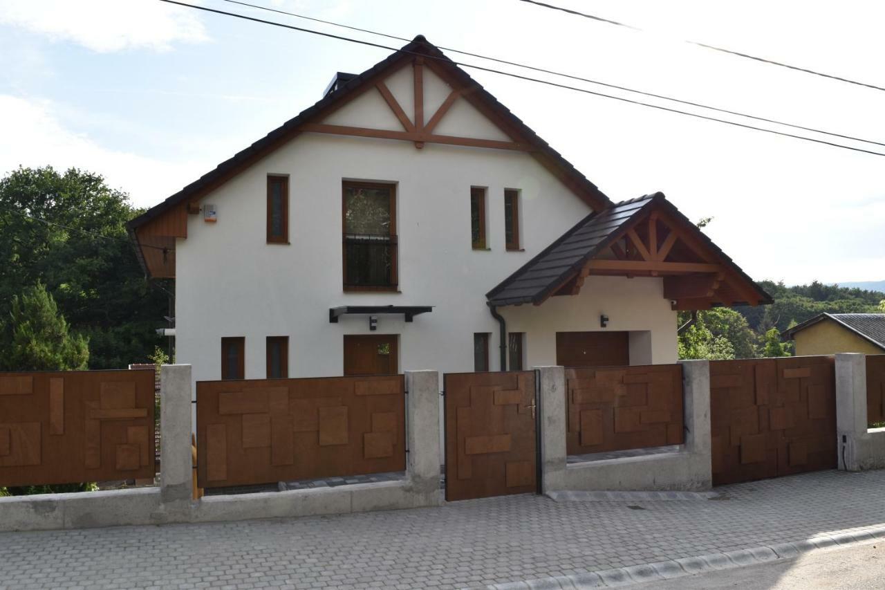 Fenyo Apartman Miskolctapolca Екстериор снимка